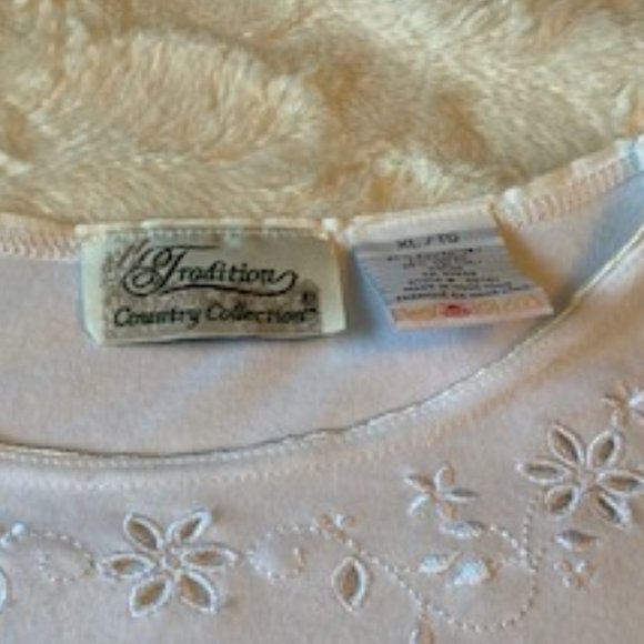 - Tradition Country Collection by Sears Ladies White T-shirt Size XL - Picture 8 of 9